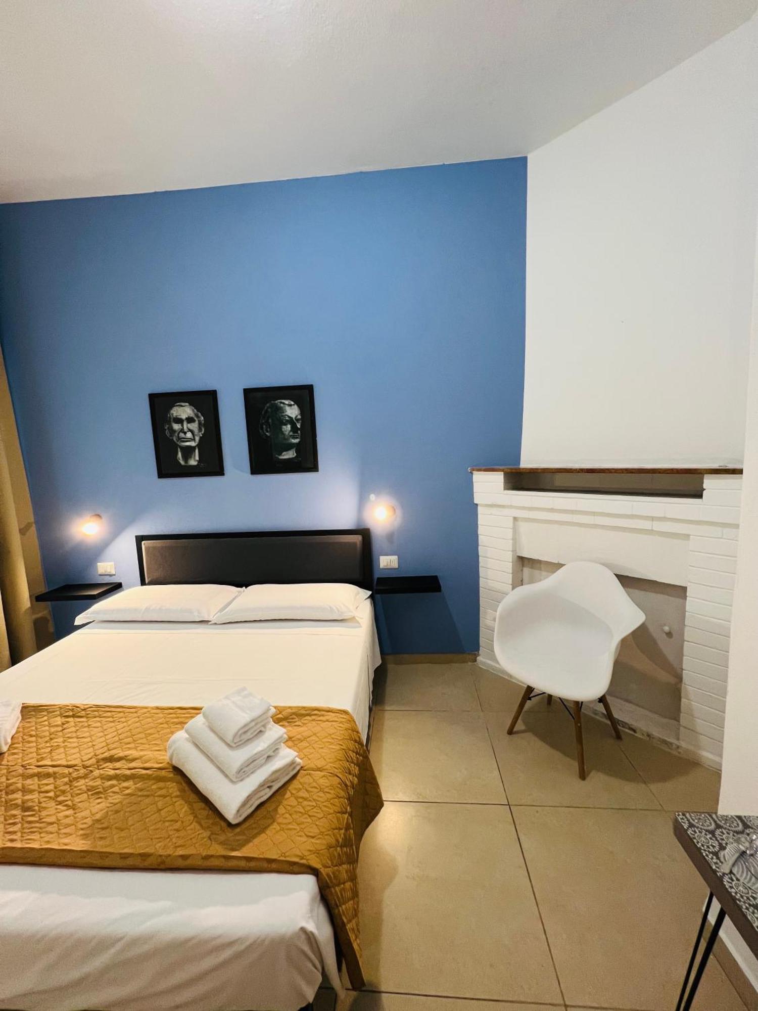 Les Chambres De Francoise Guest House Olbia Kültér fotó