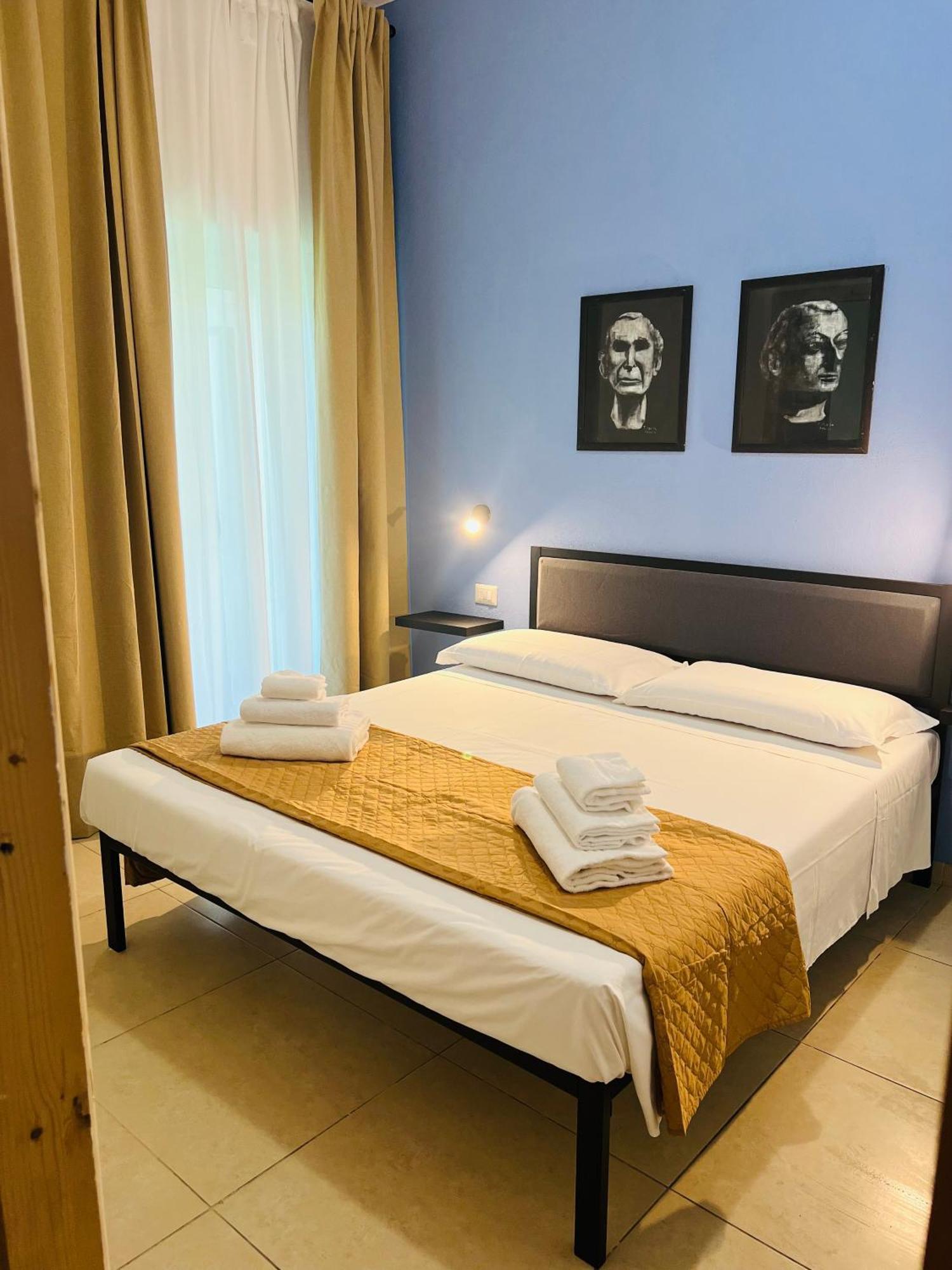 Les Chambres De Francoise Guest House Olbia Kültér fotó