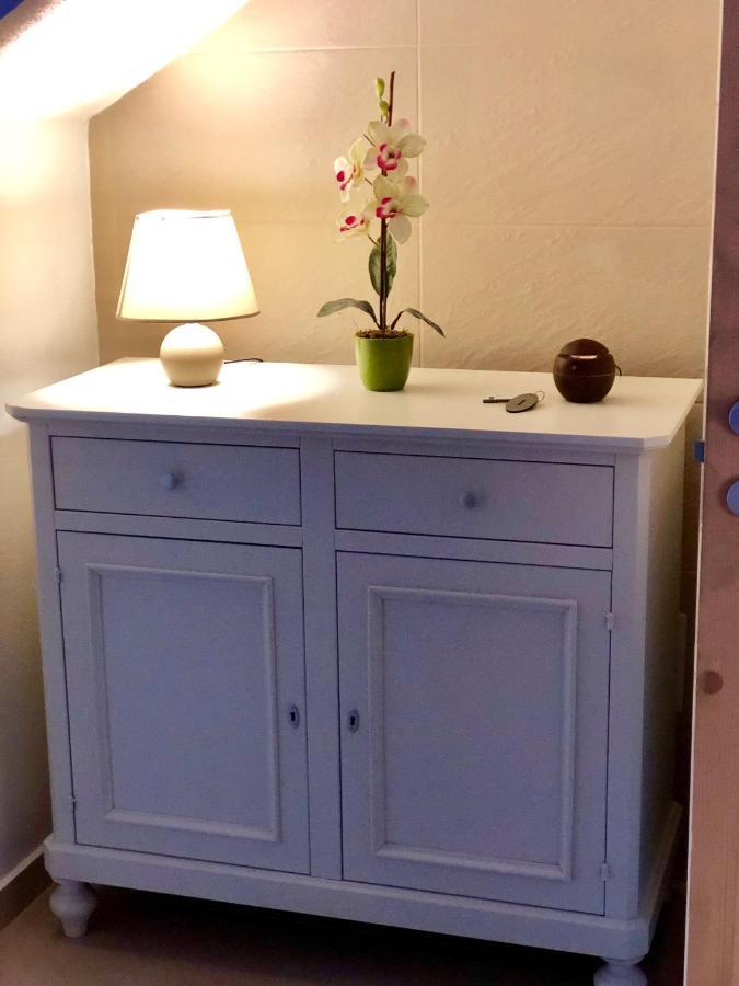 Les Chambres De Francoise Guest House Olbia Kültér fotó